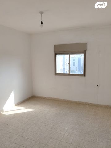 גג/ פנטהאוז, הרותם, קרית ראשון, ראשון לציון