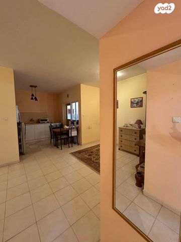 דירה, חלמיש, ערד