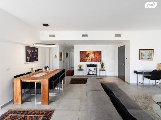 גג/ פנטהאוז, שכונת חשמונאים, מרכז העיר א, רמת גן