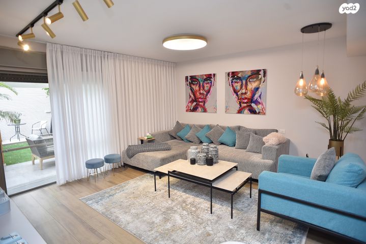 בית פרטי/ קוטג', אחוזת גדרה, גדרה