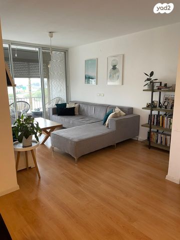 דירה, הר שומרון, הרצליה