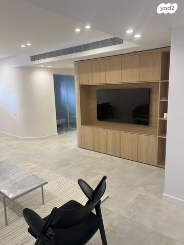 דירה, מודיליאני 10, הצפון החדש - דרום, תל אביב יפו