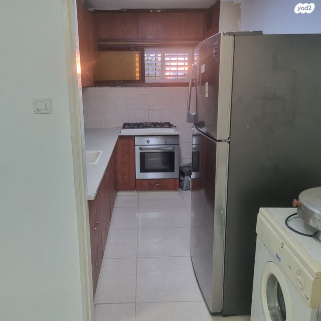 דירה, השומר 13, עמידר, בת ים