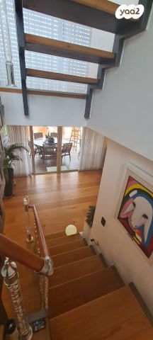 בית פרטי/ קוטג', הנשיא יצחק בן צבי, הרצליה פיתוח, הרצליה