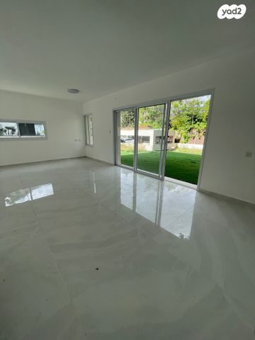 מרדכי אלקחי 