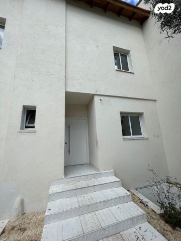 בית פרטי/ קוטג', מרדכי אלקחי, רמת אביב ג', תל אביב יפו