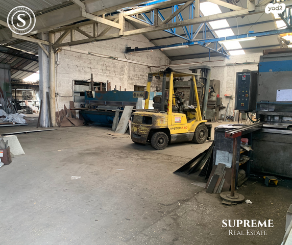 מבני תעשיה, יוסף לוי, אזור תעשיה קרית ביאליק, אזור תעשיה צור שלום, קרית ביאליק