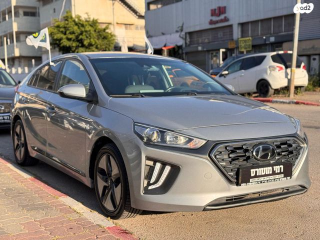 יונדאי איוניק