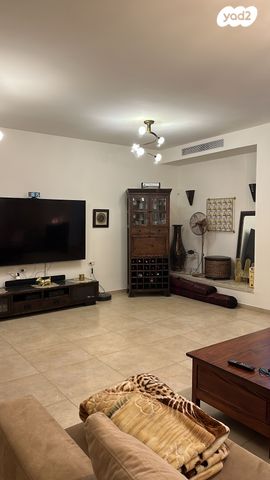 דו משפחתי, תלתן 6, רמת שרת, ירושלים