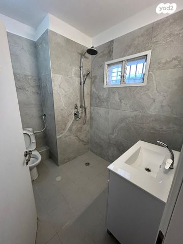 דירה, התותחנים 21, תל גיבורים, חולון