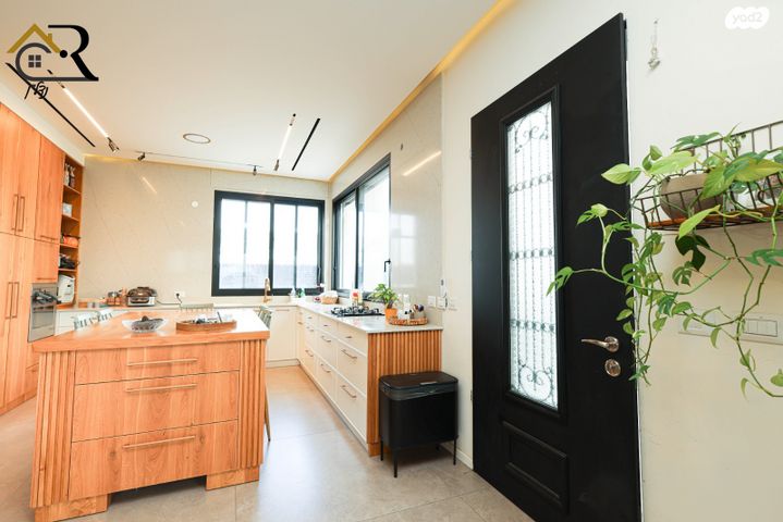 בית פרטי/ קוטג', שרונה, כפר יונה