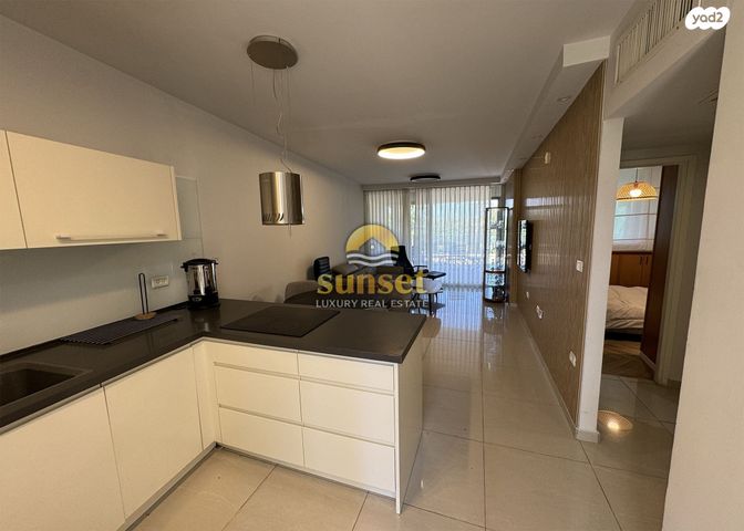 דירת גן, נאות גולף, נאות גולף, קיסריה