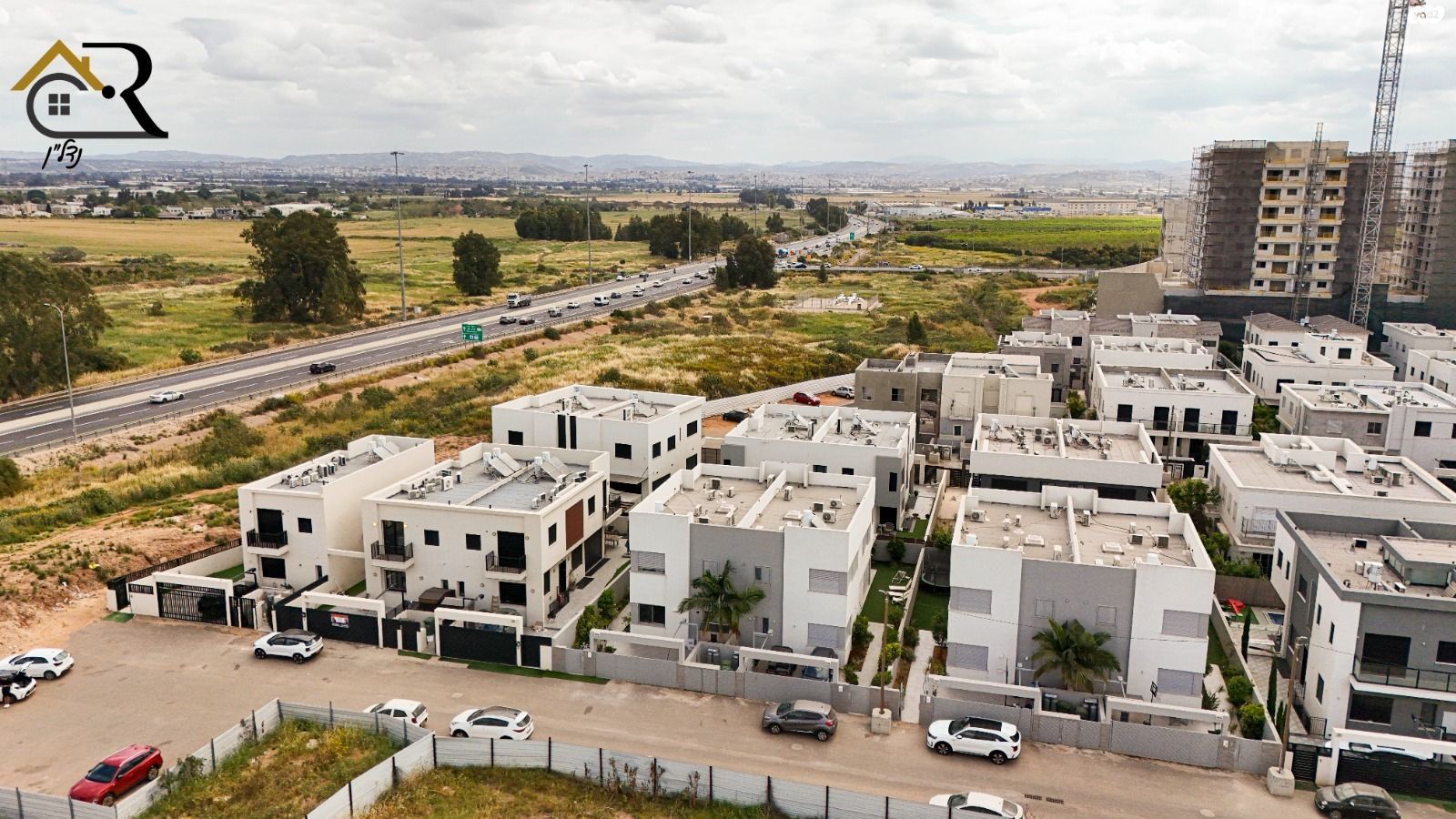 שרונה