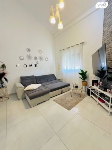 גג/ פנטהאוז, הרצל 120, עין שרה, נהריה