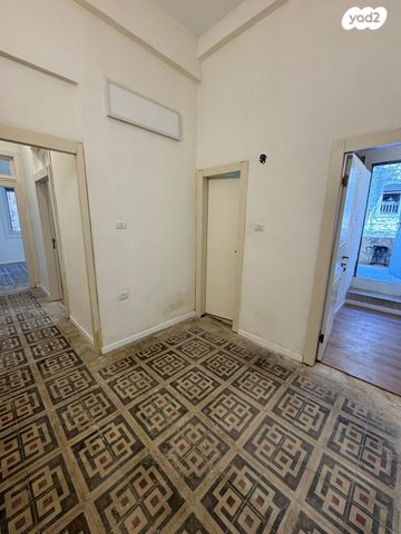 דירת גן, יחיאל 17, שוק תלפיות, חיפה