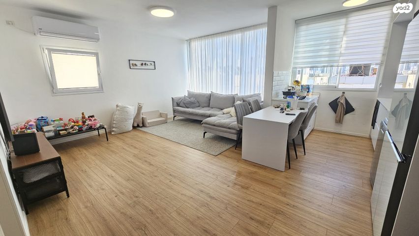 דירה, ארלוזורוב, מרכז, קרית עבודה, חולון