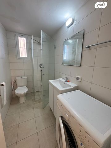 דירת גן, יחיאל 17, שוק תלפיות, חיפה