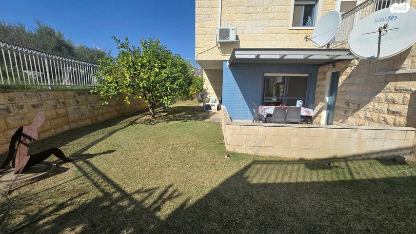 דירת גן, חטיבת עציוני, רמת רבין מערב, כרמיאל