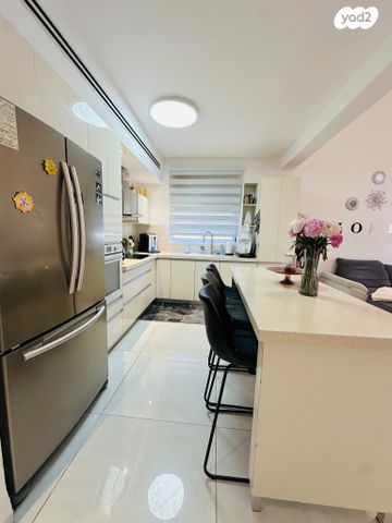 גג/ פנטהאוז, הרצל 120, עין שרה, נהריה