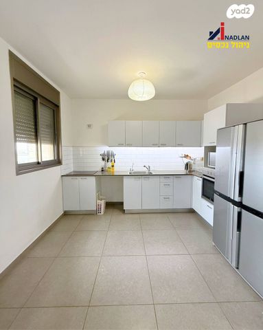 דירה, הר סיני, היובל, אור עקיבא