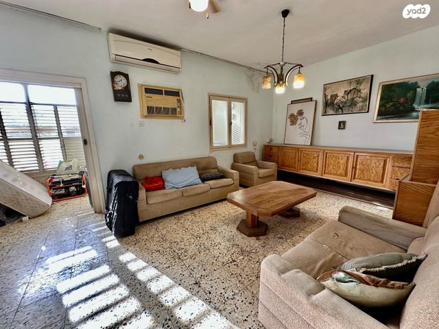 בית פרטי/ קוטג', דובדבן הכפר, כפר סבא