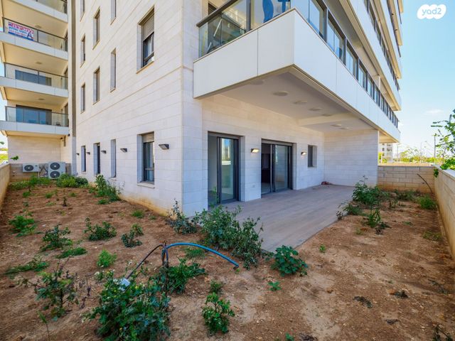 דירת גן, המעגן, אכזיב, נהריה