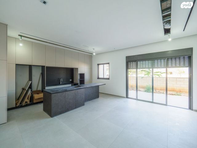 דירת גן, המעגן, אכזיב, נהריה