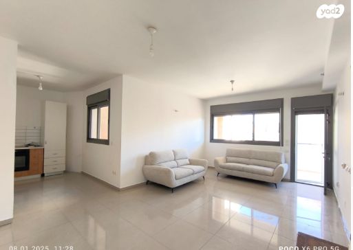 דירה, חזקיהו המלך, המושבה היוונית, ירושלים