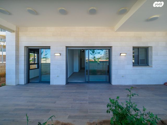 דירת גן, המעגן, אכזיב, נהריה