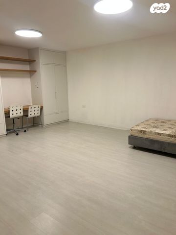 בית פרטי/ קוטג', עשרת