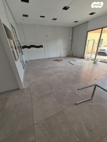 חנויות/ שטח מסחרי, נהריה