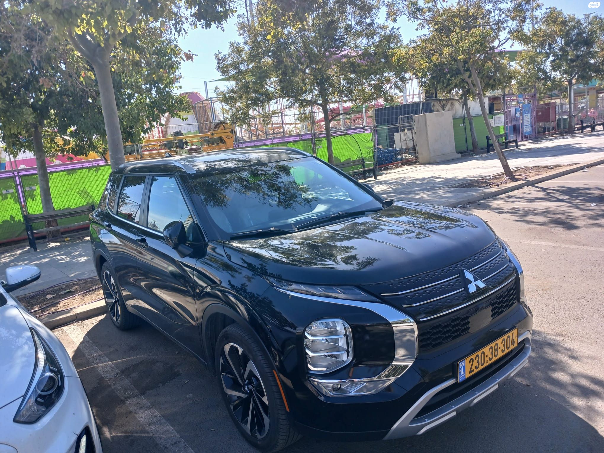 מודעת רכב מיצובישי אאוטלנדר