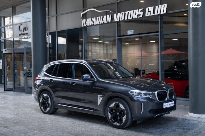 מודעת רכב ב מ וו iX3