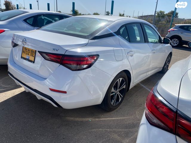 ניסאן סנטרה