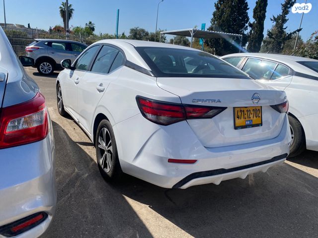 ניסאן סנטרה