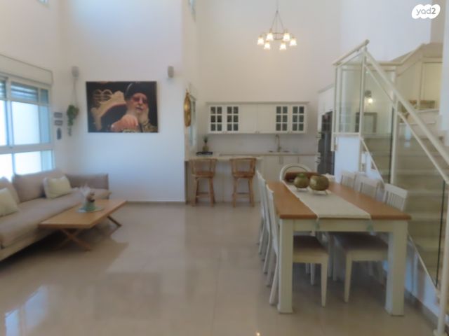 גג/ פנטהאוז, לאה אמנו 20, אחיסמך, לוד