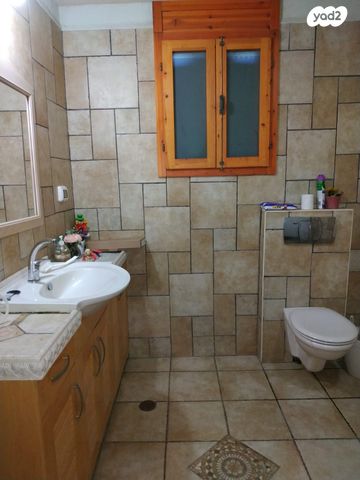 בית פרטי/ קוטג', 2544 1, ברוש, ברוש