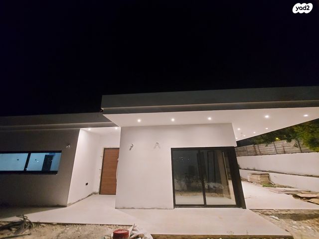 בית פרטי/ קוטג', חפצי בה