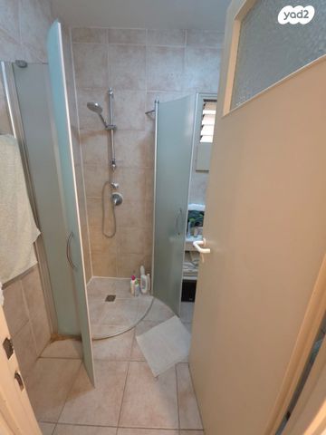 דירה, גבעת סביון, גני תקווה