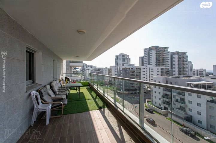 דירה, הסייפן 10, החותרים, טירת כרמל