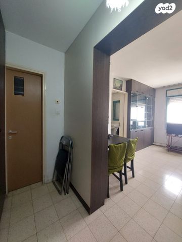 דירה, ארבע עונות 14, גני אביב, לוד