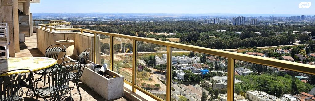 גג/ פנטהאוז, צמרות, צמרות, הרצליה