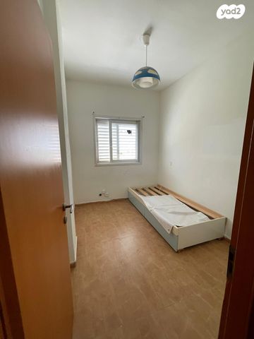 דירה, ההגנה 9, לב העיר, בת ים