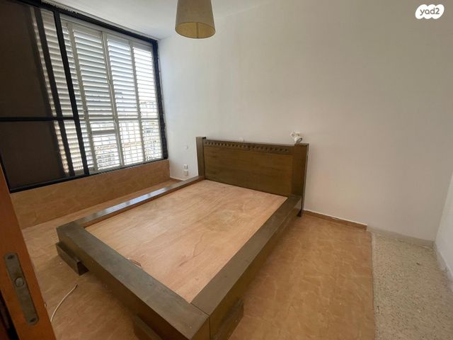 דירה, ההגנה 9, לב העיר, בת ים