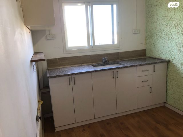 יחידת דיור, המייסדים, חצב, חצב