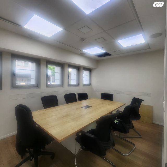 משרדים, שאר העיר, נס ציונה