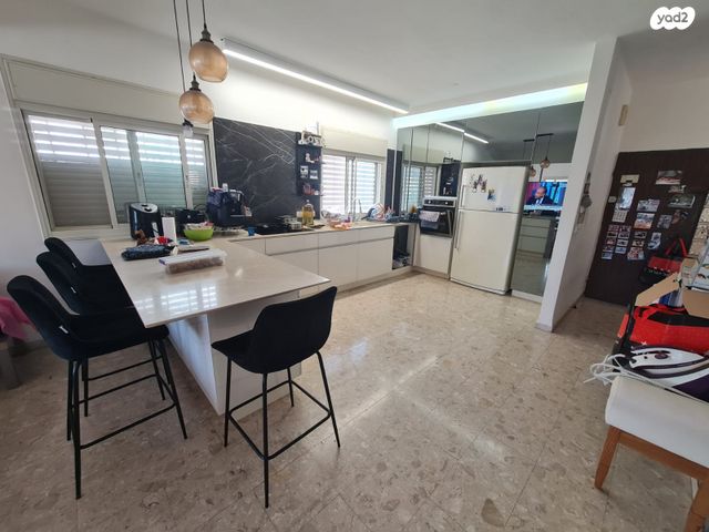 גג/ פנטהאוז, דוד רמז, עיר, מרכז העיר, נהריה