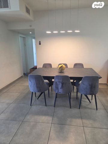 דירה, שדרות יצחק רבין, רמת אמיר, קדימה צורן