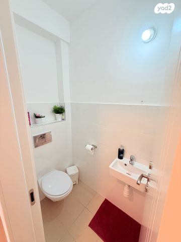 דירה, סנסן, צור הדסה