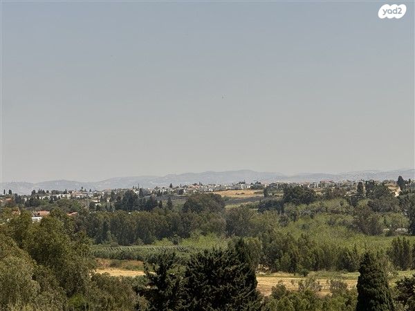 בית פרטי/ קוטג', אודים